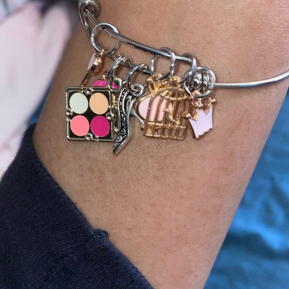 Princess - Picture 3 of 4